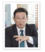 제 3대 이사장 정영훈